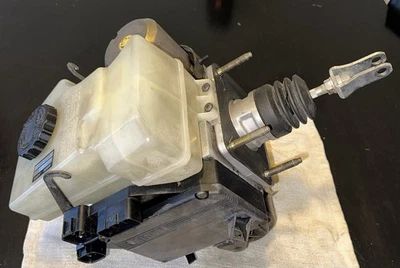 TOYOTA 4RUNNER 2001-2002 OEM CONJUNTO ACTUADOR ABS, para piezas, VER DESCRIPCIÓN Foto 1 de 4