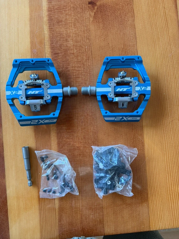 Pedales HT X2 Azul ¡¡¡NUEVOS!!!! Foto 1 de 2