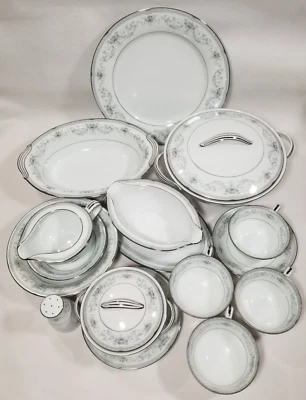 Noritake China Colburn #6107 Pratos, Copos, Tureen, Creme, Saleiro Shaker - Imagem 1 de 4