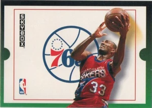 1992-93 Skybox - #301 Hersey Hawkins - Picture 1 of 2