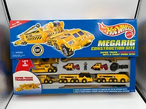 1996 Mattel Hot Wheels CAT Mega Rig Super Truck Construction Site Playset - New - Picture 1 of 9