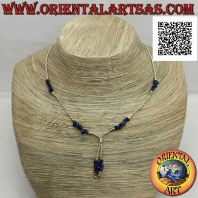 Collana girocollo, perline di argento 925 ‰ e frammenti di lapislazzulo infilati - Immagine 1 di 3