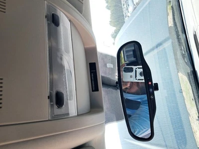 Used Front Center Interior Rear View Mirror fits: 2009 Chevrolet Silverado 1500 - Image 1 of 4