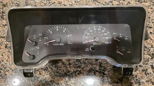 1997-2001 Jeep Cherokee XJ Speedometer Instrument Cluster Gauges Assembly - Picture 1 of 11