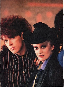 Mini Pin-Up THOMPSON TWINS (Tom Bailey Alannah Currie) 8x10 de la revista Reino Unido de los 80 - Imagen 1 de 1