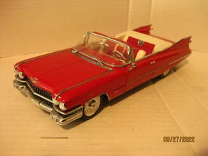 1959 CADILLAC SERIES 62 CONVERTIBLE 1/25 SCALE DIECAST BY DANBURY MINT, RED - Picture 1 of 11