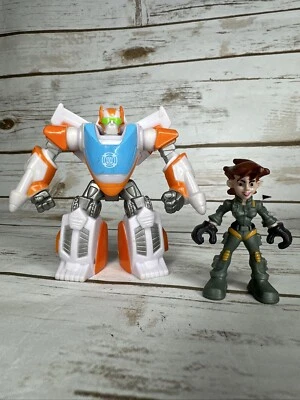 Playskool Heroes Transformers Rescue Bots Blades Flight-Bot Dani Burns - Image 1 of 4