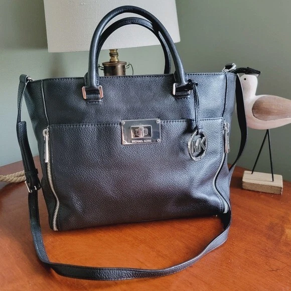 Bolso de Mano Michael Kors Sloan Grande Cuero Guijarro Negro con Bloqueo Giratorio Foto 1 de 4