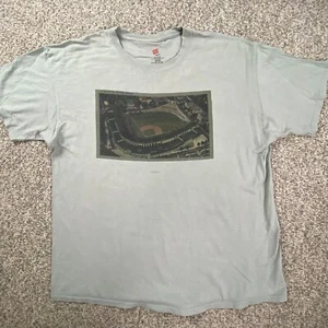 Wrigley Field T Shirt XL Green Photo Graphic Chicago Illinois Short Sleeve Hanes - Picture 1 of 11