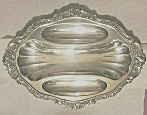 Wallace BAROQUE Silverplate Divided Oval Celery / Relish Tray 13 1/2×9 1/2" Mint - Picture 1 of 8