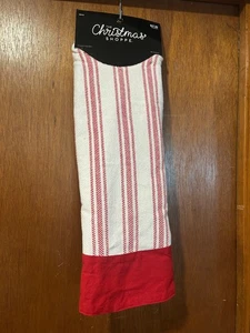 NEW The Christmas Shoppe 48” Red / White Christmas Tree Skirt - Picture 1 of 7
