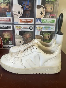Veja V-10 Women’s Sneakers - White On White - Size 6 - Picture 1 of 13