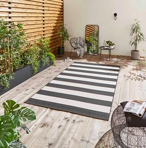 TAPPETO PATIO A RIGHE SANTA MONICA INTERNO ESTERNO 120X170 160X230 GIARDINO NERO BIANCO - Foto 1 di 8