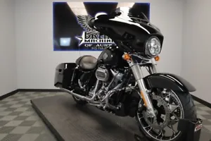 2021 Harley-Davidson FLHXS - Street Glide Special - Picture 1 of 40