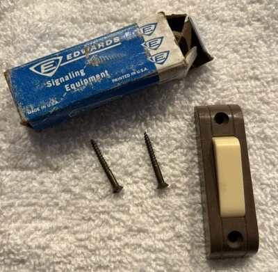 Nuevo pulsador Edwards Signaling 634 marrón Foto 1 de 4