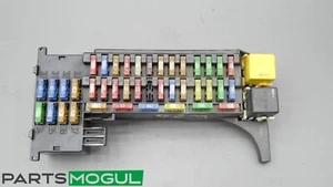 04-08 CHRYSLER CROSSFIRE ROADSTER FRONT LEFT SIDE FUSE BOX RELAY MODULE OEM - Picture 1 of 4