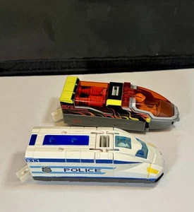 Tomy Tomica Hypercity Fire Rescue Train & Police Plarail Trains mit Mini Figuren - Bild 1 von 11