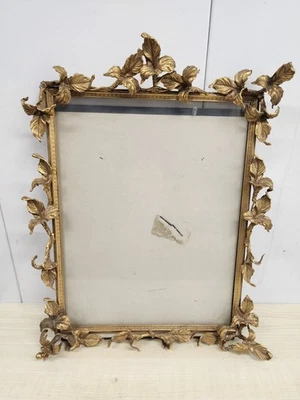 ATQ CAST Latón DORADO DORADO ORNAMENTADO MARCO DE FOTOS Hojas VIDRIO 11x14 Foto 1 de 4