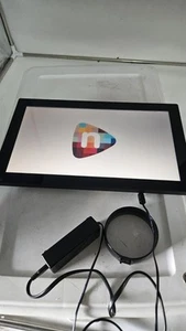 Nixplay Original 18 Inch Digital WiFi Photo Frame W18A - Wall-Mountable Digital - Picture 1 of 11