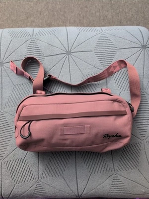  Bolso de Barra Rapha Explore Rosa Bolso Frontal Bolso con Asa Foto 1 de 3