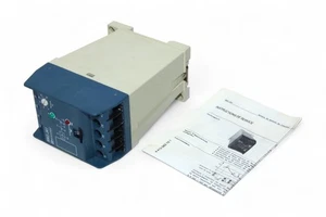 RELÈ DI CONTROLLO TELEMECANIQUE RM2-JA1017B - Foto 1 di 5