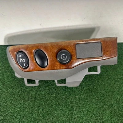 2000-2006 Toyota Tundra Sequoia Dimmer Switch Rear Window Switch Panel - Image 1 of 4