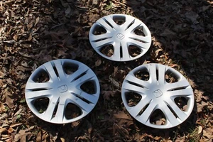 3 Factory Honda Fit Hubcap Hub Cap Wheel Cover 2009 2010 2011 44733-TF0-N01 15" - Picture 1 of 8