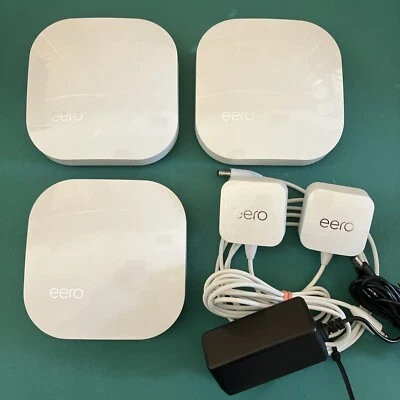 EERO 1ST GENERATION DUAL BAND HOME Wi-Fi ROUTERS (3). Model A010001. EXCELLENT. - Image 1 of 4