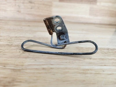 85 86 ATC350X HONDA OEM FRONT BRAKE HOSE LINE GUIDE 1985 1986 ATC 250R 350X - Image 1 of 4