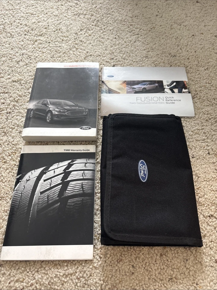 Полный комплект с оригинальным чехлом для владельцев Ford Fusion 2019 с ручной коробкой передач - Изображение 1 из 1