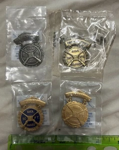 Lot of 4 NRA 50 Ft Award Medals Marksman Pro Sharpshooter Expert VHB Blackinton - Imagen 1 de 2