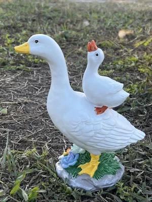 Molde de fibra de vidrio de látex. Hacer concreto o yeso 7,5 pulgadas de alto porche ganso + bebé Foto 1 de 4