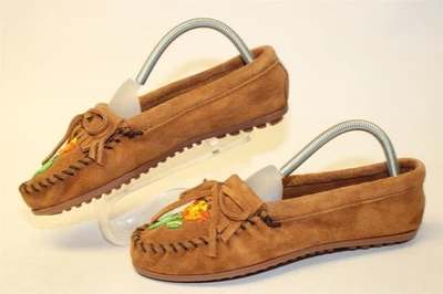 Minnetonka Ziigwan Waabigwan Beaded Moccasin NEW Women Size 7.5 Suede Shoes 602Z - Image 1 of 4