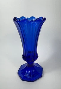 Fenton Kobaltblau Trompetensockel Vase klein SCHÖN! - Bild 1 von 5