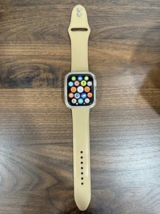 Apple Watch Series 7 45mm Aluminum Case with Sport Band - Midnight - Photo 1 sur 5