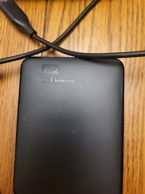 Western Digital WD Elements 5TB Portable External Hard Drive (WDBU6Y0050BBK-EB) - Image 1 of 2