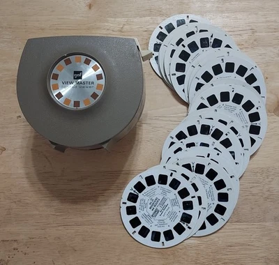 GAF View-Master With 36 Reels Works Tested With Batteries - Image 1 of 2