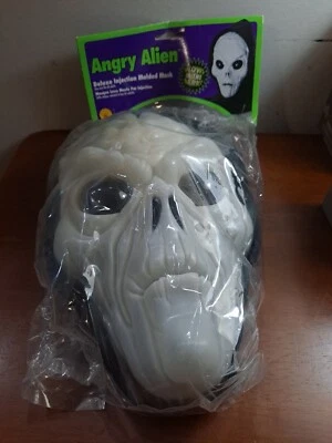 Alien Seibur PVC Mask Adult Size Rubies Halloween Dress Up Glow In The Dark - Image 1 of 4