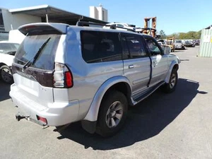 MITSUBISHI CHALLENGER PA 09/2000-01/2006 RIGHT GUARD - Picture 1 of 12