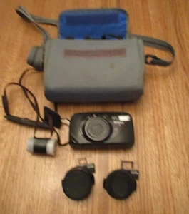 Nikon Zoom Touch 470 AF 35mm fotocamera punta e scatta pellicola 2 obiettivi, borsa, pellicola. Leggi - Foto 1 di 5