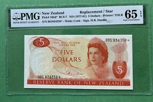 NUOVA ZELANDA 1977-1981 5 DOLLARI $5 QEII P165d* GEMMA DI RICAMBIO STELLA PMG 65 EPQ - Foto 1 di 2