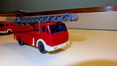 WIKING 1/87 Ho - Magirus Crane Firefighters of Fire - Image 1 of 2