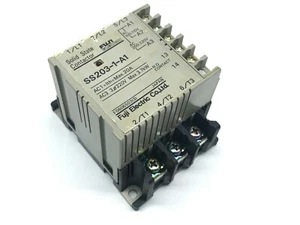 FUJI SS203-1-A1 Solid State Contactor - Picture 1 of 3
