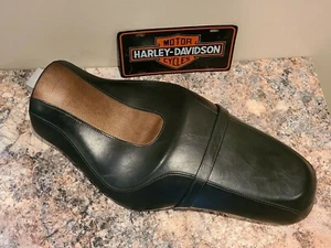 105th Anniversary Harley Davidson Seat 2008 Sportster - Bild 1 von 5