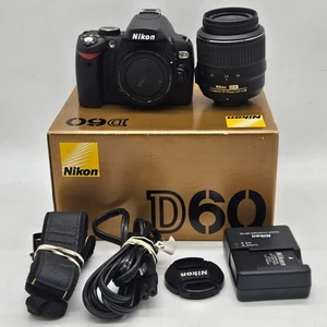 Nikon D60 10.2MP Digital Camera 1317 Shutter Count - Picture 1 of 12