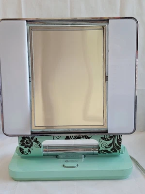 Espejo de maquillaje tocador Ottlite usado aumento de doble cara luz natural CDO-010 Foto 1 de 4