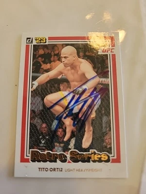 DAMAGED TITO ORTIZ AUTOGRAPH SIGNED TRADING CARD UFC  HEAVYWEIGHT CHAMPION - Image 1 of 3