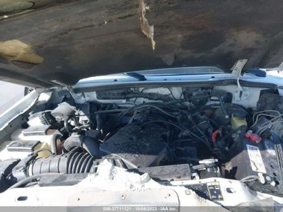 Farol direito do passageiro compatível com 01-11 RANGER 380284 - Imagem 1 de 4