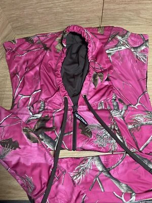 Womens 12-14 RealTree AP pink hooded jacket medium zippered hunting  camo - Image 1 of 4