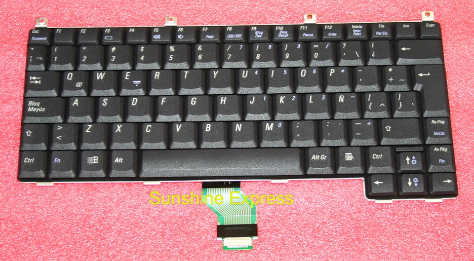 New OEM Dell 0904T 00904T Spanish Keyboard AESS1WIL014 for Latitude L400 Laptop - Image 1 of 1